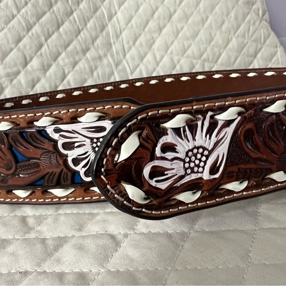 Nocona Genuine Leather Color Embossed Floral Stitch Belt Large Silver Buckle 36 - Picture 6 of 10
